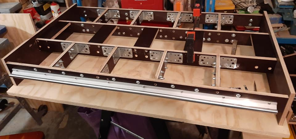 cnc 11070 il piano Y